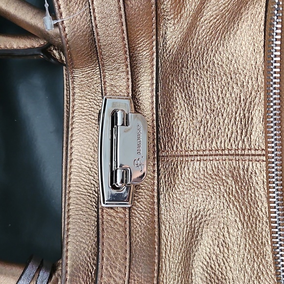 B. Makowsky Pewter Gold Metallic Leather Bag Purse Satchel Handles - Picture 4 of 13